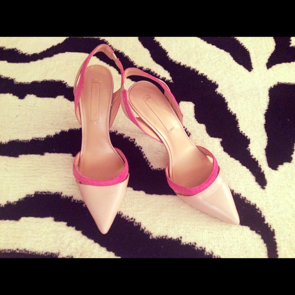 Pink BCBGMAXAZRIA Shoes Size 6!!!!👠👠👛💄💗