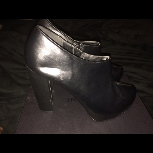 ASOS Black chunky ankle booties