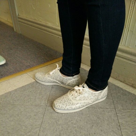 Floral laced Snickers