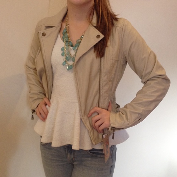 🔅SOLD🔅 NWT Tan Leather Jacket - Picture 4 of 4