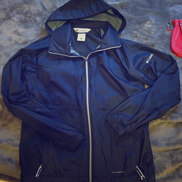 Columbia rain jacket