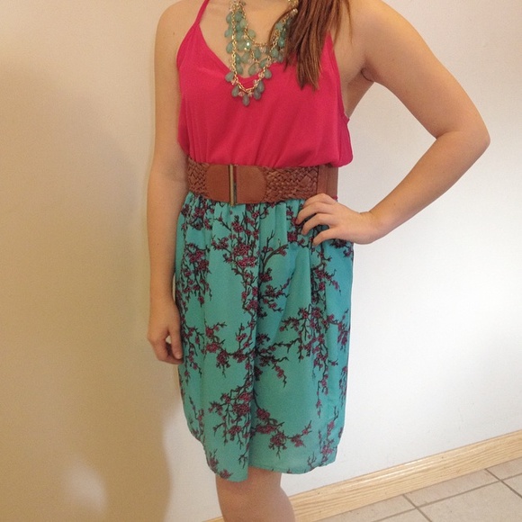 🔅SOLD IN BUNDLE🔅Pink and Blue Dress - Picture 2 of 2