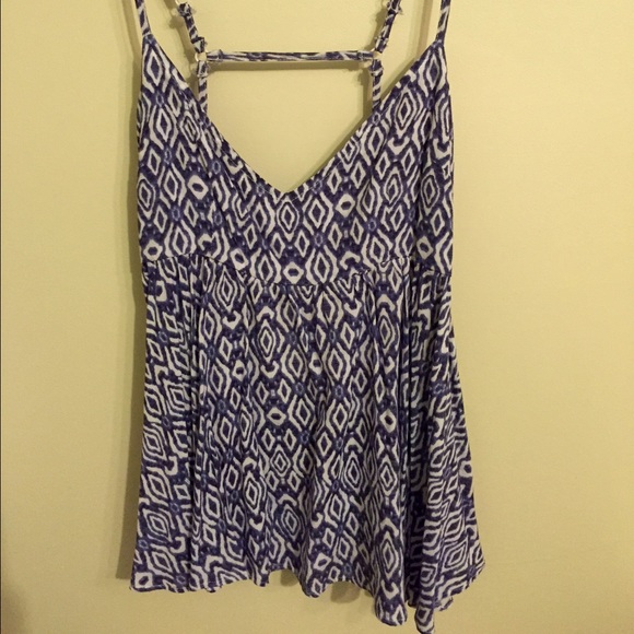 Blue and White Print LF Tank
