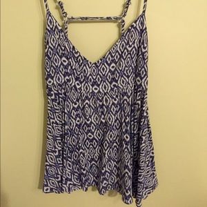 Blue and White Print LF Tank