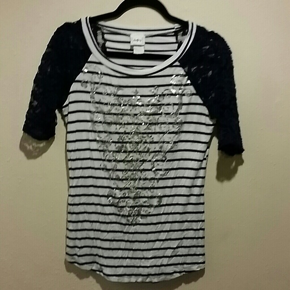 Daytrip top - Picture 2 of 3