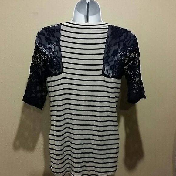 Daytrip top - Picture 3 of 3