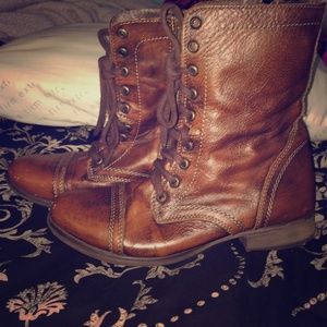 Steve Madden troppa boots!