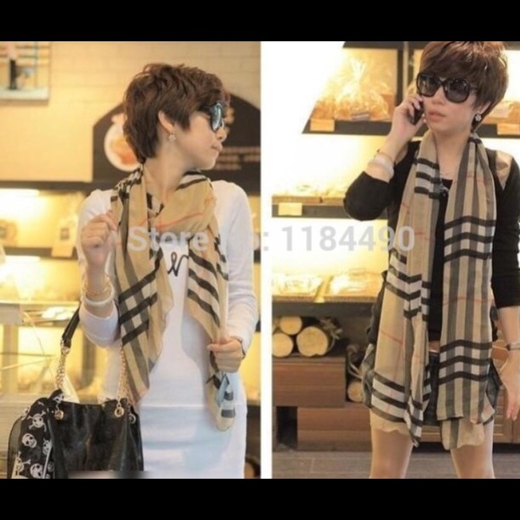 Burberry Accessories - Beautiful scarf