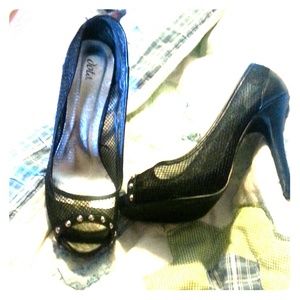 Mesh/faux leather platform stilettos