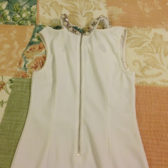 White Necklace Dress - Picture 3 of 3
