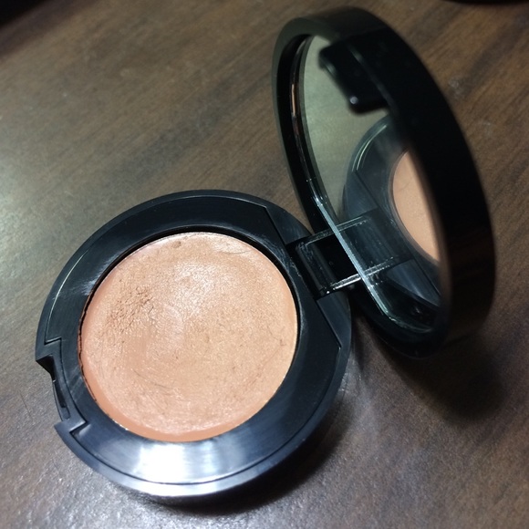 BOBBI BROWN corrector