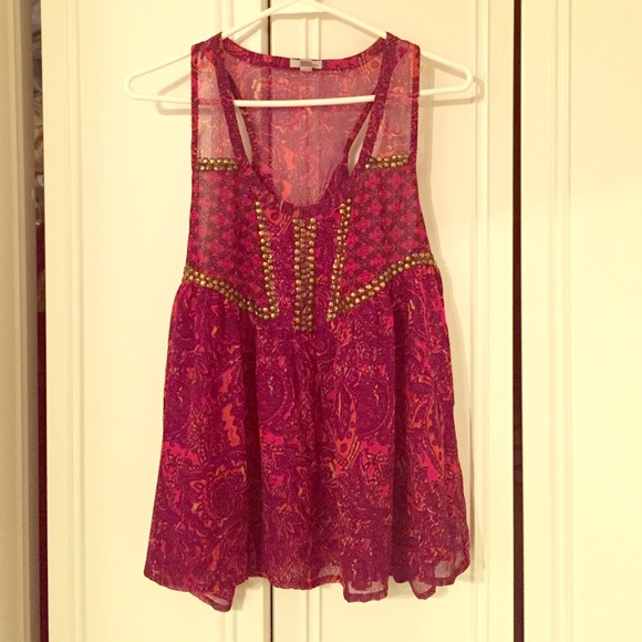 Paisley studded top
