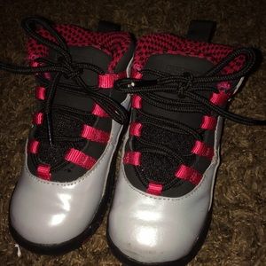 Unisex toddler Jordan's