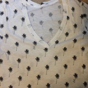 RARE Victorias Secret Palm tree vneck tshirt HOT