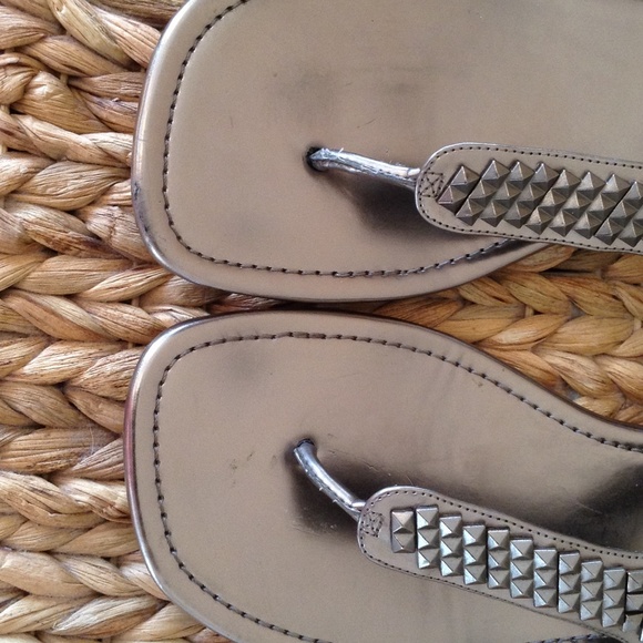 Sold - Picture 4 of 4