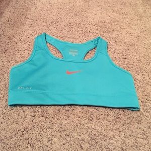 Nike Pro Sports Bra