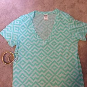 Victorias Secret PINK Chevron vneck tshirt CUTE
