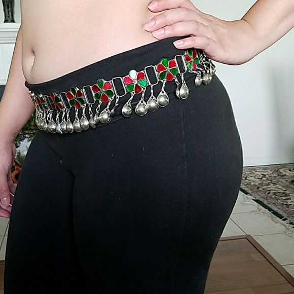 BELLY DANCING belt has red and green work - Picture 2 of 4