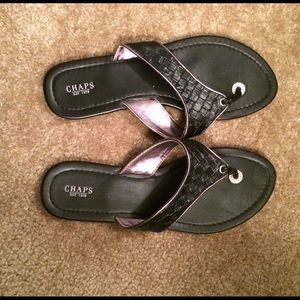 CHAPS Flip Flops- Black