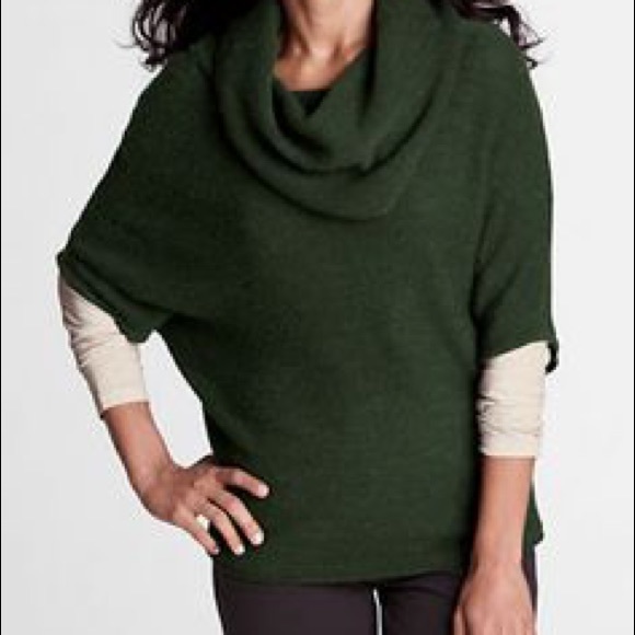 Nwot cowl neck sweater