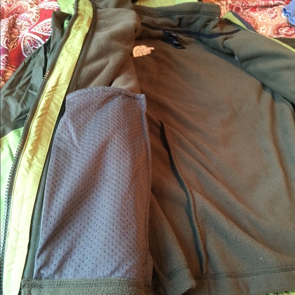 Coat - Picture 2 of 3