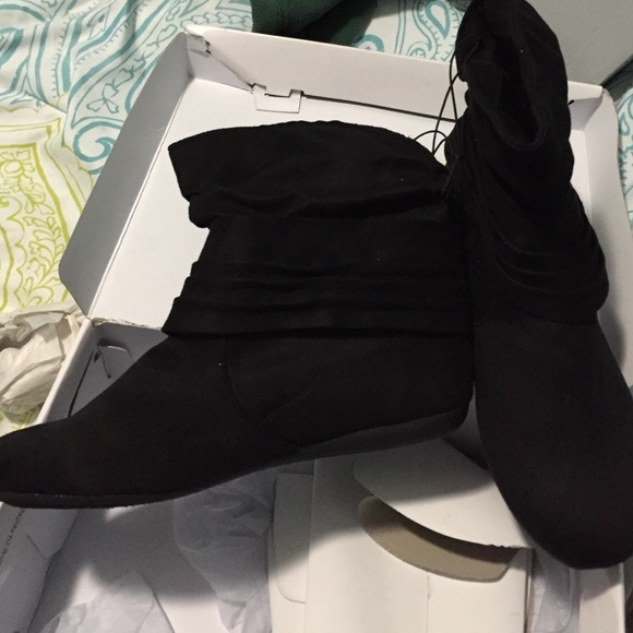 Brand new with box rampage boots