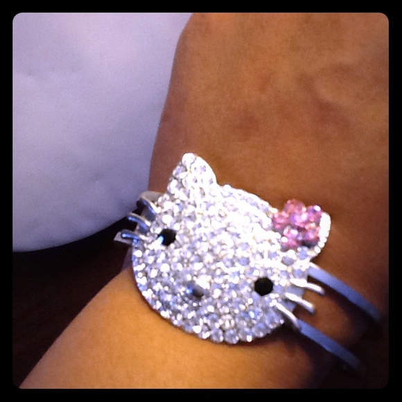Hello Kitty Swarovski Crystal  Bracelet