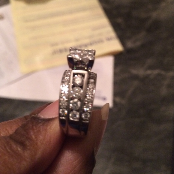 Dimond ring - Picture 3 of 4