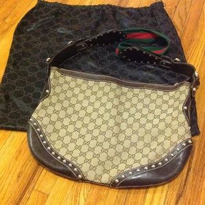 Authentic Gucci cross body bag