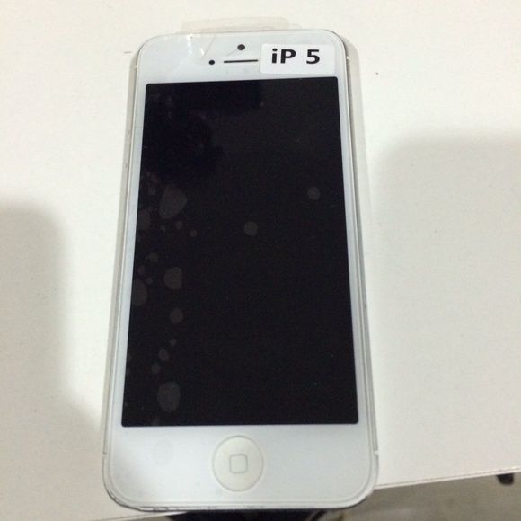 🚫SOLD🚫iPhone 5 (16gb)