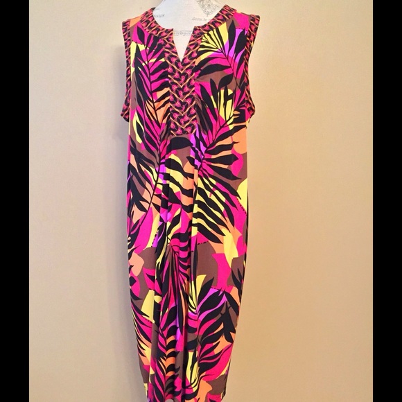 Vibrant print open neckline sleeveless dress