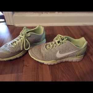 Women's Nike Running Shoes