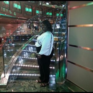 Beautiful Jumpsuit!!