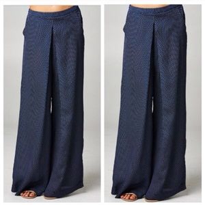 Wide leg pants