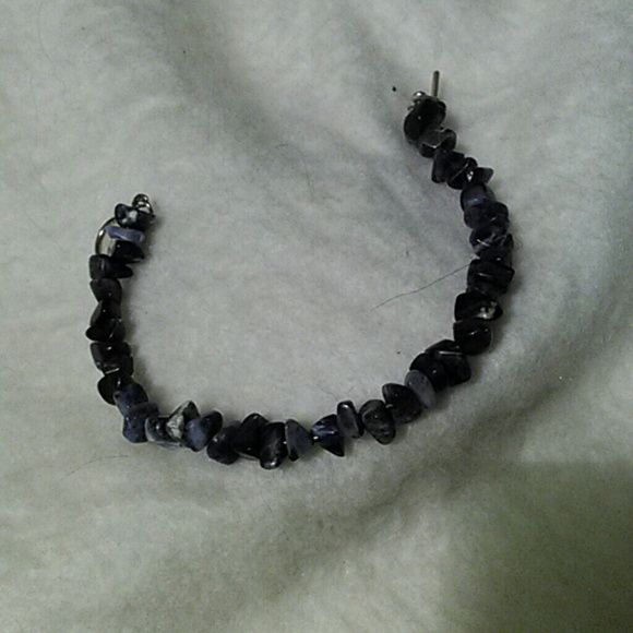 Memory wire bracelet