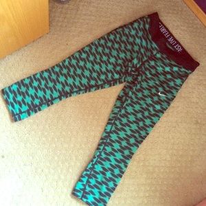 Brand new Nike Dri Fit Relay Tights