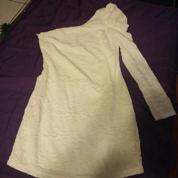 Super cute white dress