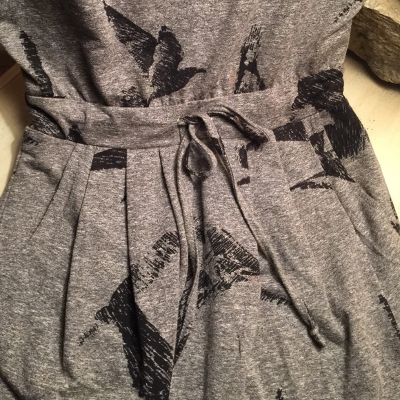 Bird dress - Picture 2 of 3