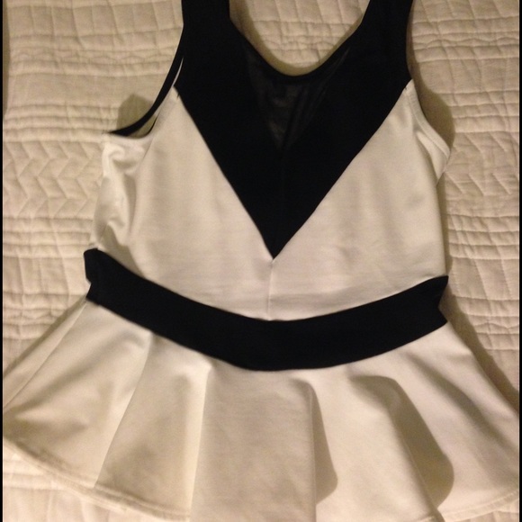 Small white and black Bebe shirt