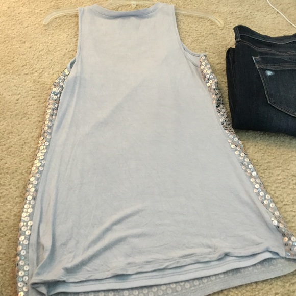 Express tank shirt - Picture 2 of 3