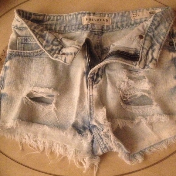 Bullhead shorts