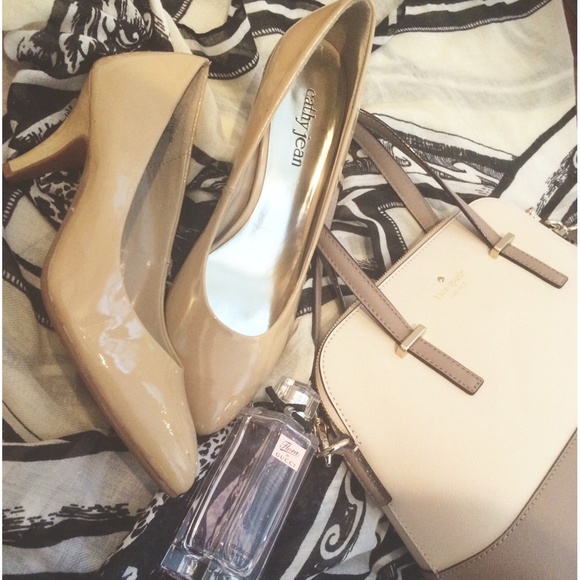 Cathy jean nude pumps