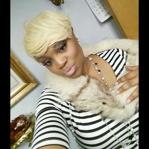 MEET YOUR SELLER DANY - Picture 3 of 4