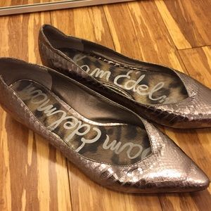 Sam Edelman snakeskin silver flats