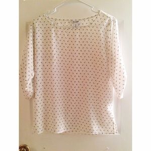 White shirt with navy blue anchors!!