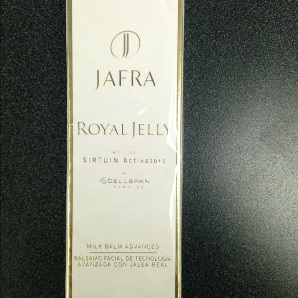 Jafra cosmetics bundle