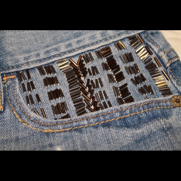 🚫SOLD🚫 Abercrombie & Fitch High Rise shorts - Picture 4 of 4