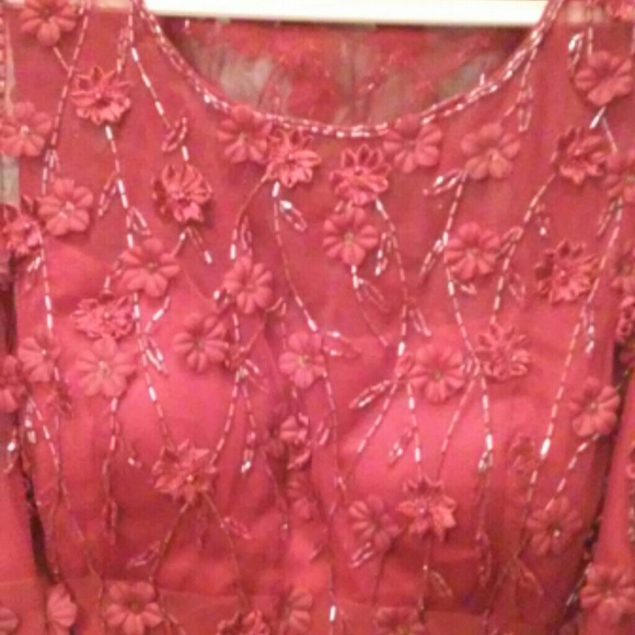 Cache dress - Picture 3 of 4