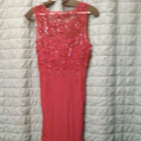 Cache dress - Picture 4 of 4