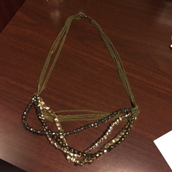 Drape necklace